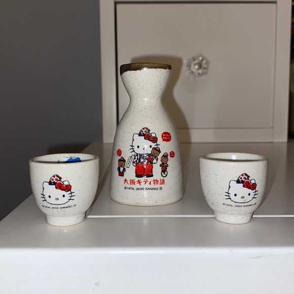 Hello kitty sake set - Picture 2 of 6